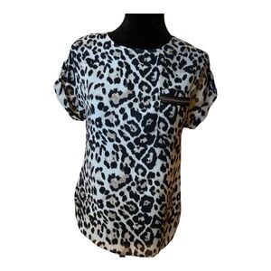 Dorothy Perkins Animal Print Short Sleeve Top w/ Zip Pockets Lightweight Size 2